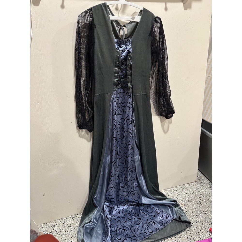Witch Costume Set Gothic Black Blue Velvet Gown with Spiderweb Hat Halloween - Picture 4 of 4